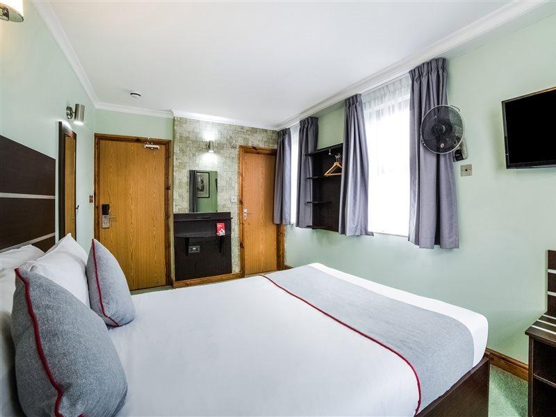 โอโย เอปซิลอน โฮเต็ล Hotel ลอนดอน ภายนอก รูปภาพ