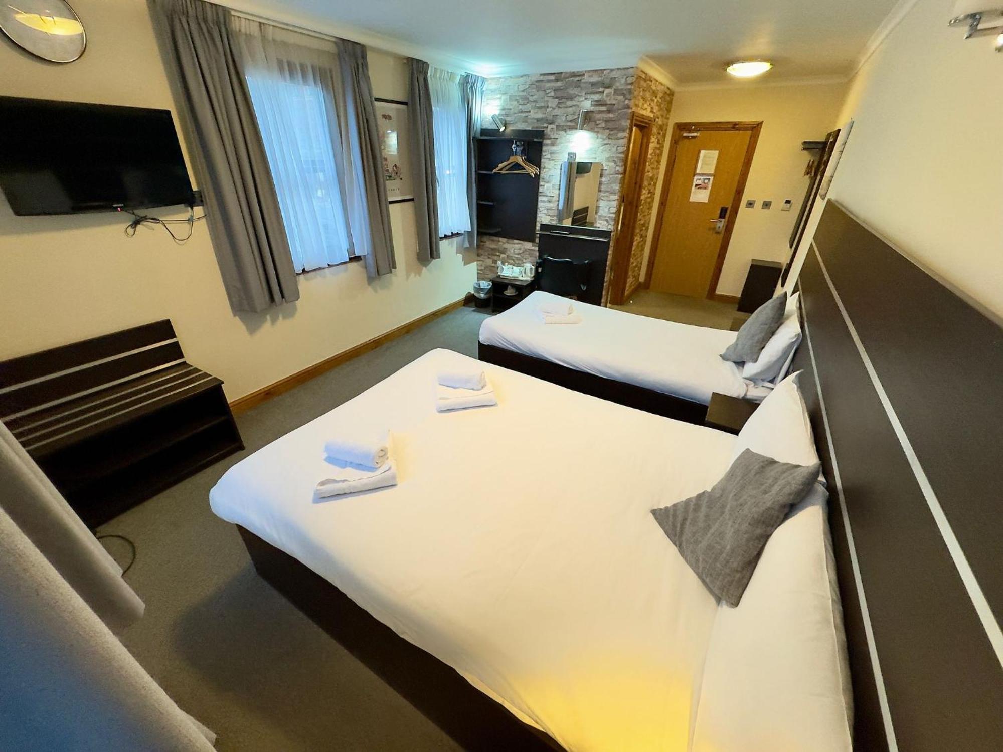 โอโย เอปซิลอน โฮเต็ล Hotel ลอนดอน ภายนอก รูปภาพ