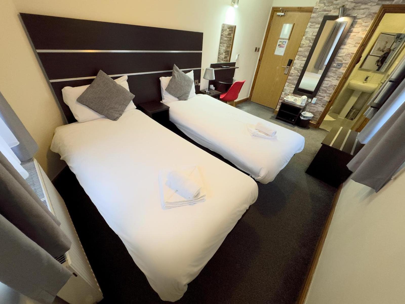 โอโย เอปซิลอน โฮเต็ล Hotel ลอนดอน ภายนอก รูปภาพ