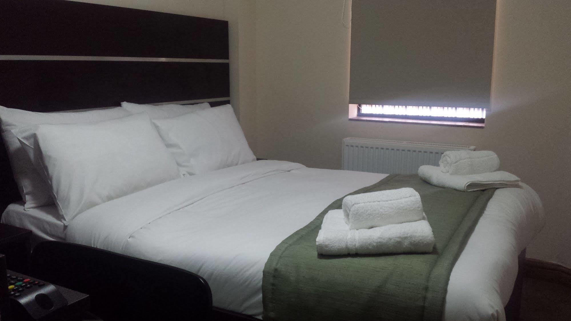 โอโย เอปซิลอน โฮเต็ล Hotel ลอนดอน ภายนอก รูปภาพ