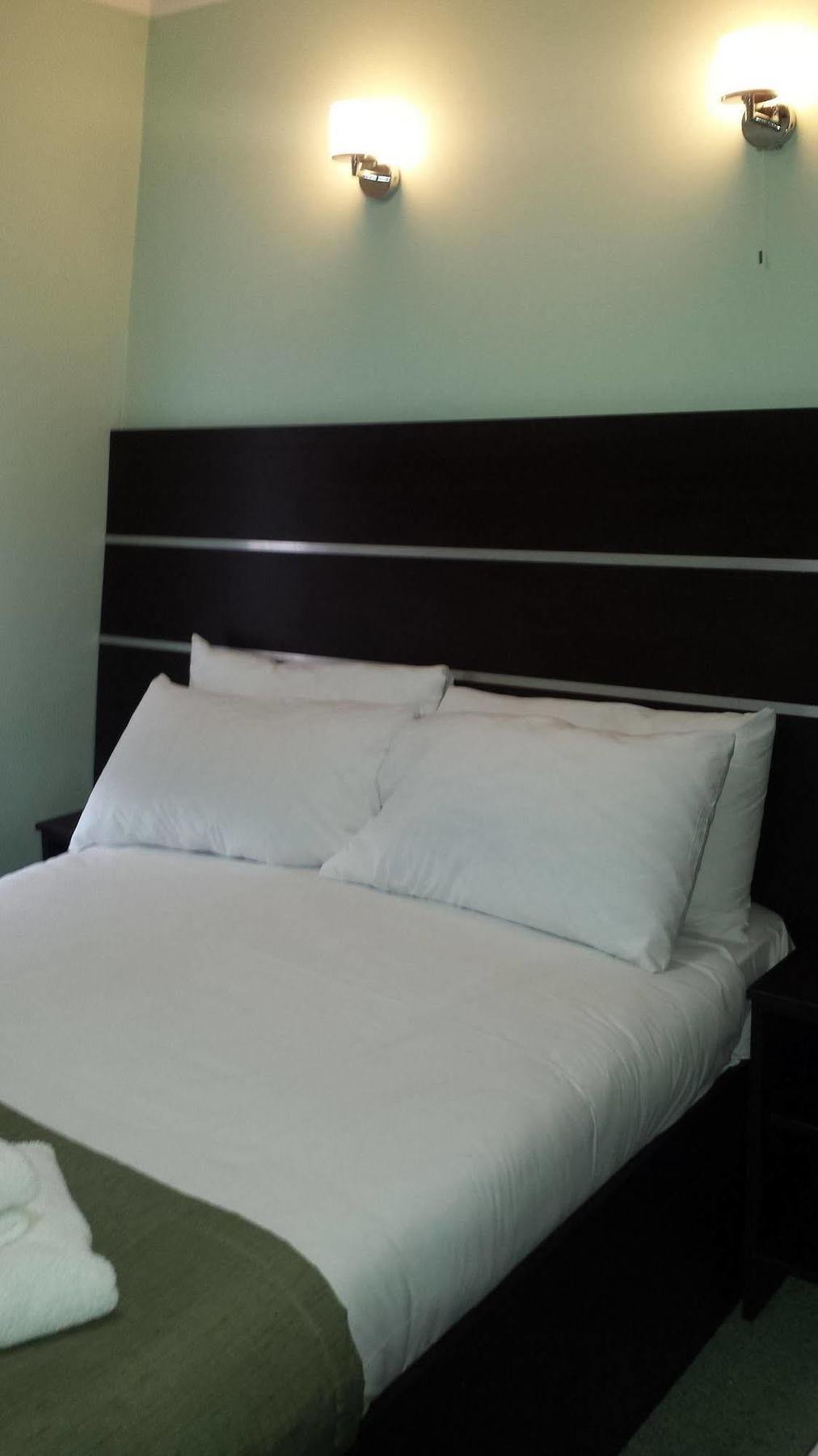 โอโย เอปซิลอน โฮเต็ล Hotel ลอนดอน ภายนอก รูปภาพ
