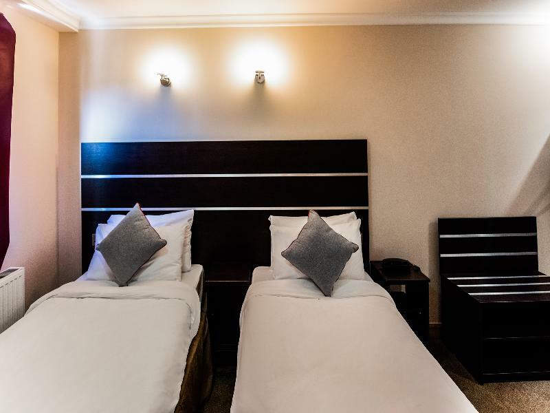 โอโย เอปซิลอน โฮเต็ล Hotel ลอนดอน ภายนอก รูปภาพ